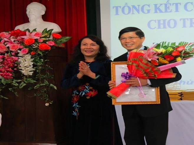 Công bố Quyết định của Bộ Giáo dục và Đào tạo công nhận tỉnh Thừa Thiên Huế đạt chuẩn các điều kiện về PCGDMN cho trẻ 5 tuổi