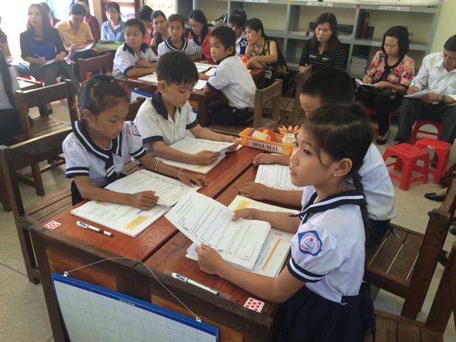 Quảng Điền triển khai nhân rộng mô hình trường học mới (VNEN)