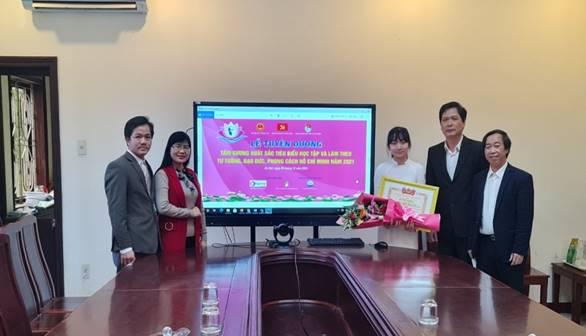 Thừa Thiên Huế tham dự và có học sinh đạt giải Ba Quốc gia, được nhận Bằng khen tại Lễ Tuyên dương tấm gương xuất sắc học tập và làm theo tư tưởng, đạo đức, phong cách Hồ Chí Minh năm 2021