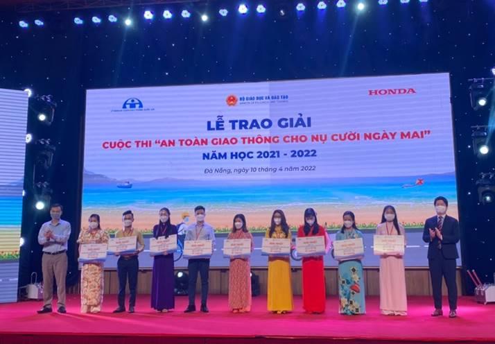 Thầy và Trò Thừa Thiên Huế cùng giành giải Nhất Cuộc thi “An toàn giao thông cho nụ cười ngày mai”  cấp quốc gia