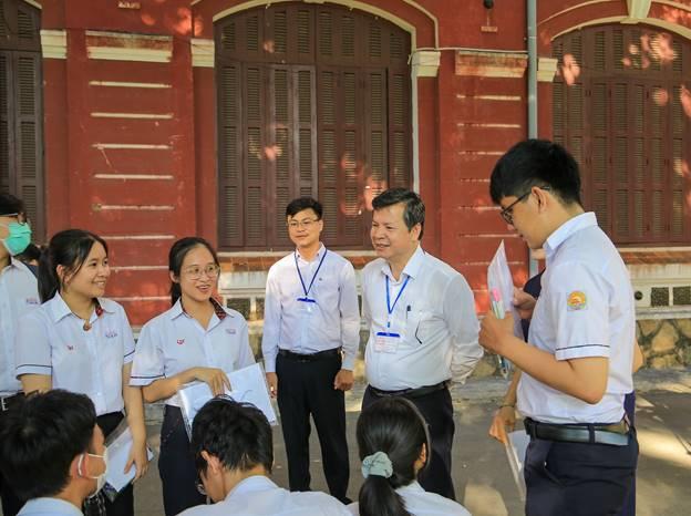 Thừa Thiên Huế hoàn thành Kỳ thi tốt nghiệp trung học phổ thông năm 2023 an toàn với tỉ lệ tham gia kỳ thi đạt trên 99,8%