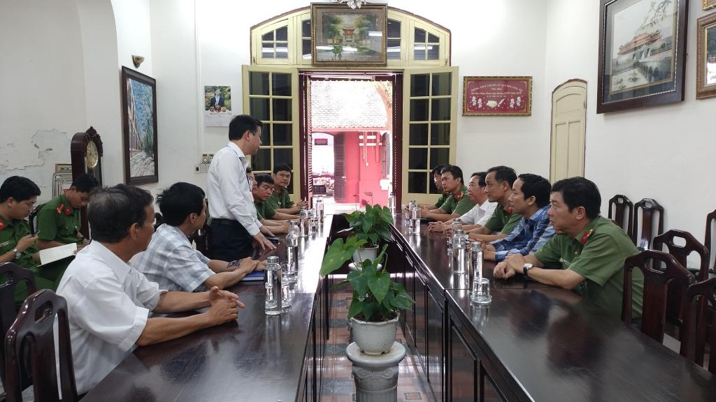 Thường trực Ban chỉ đạo thi tỉnh Thừa Thiên Huế kiểm tra công tác đảm bảo an ninh an toàn kỳ thi tốt nghiệp THPT 2023