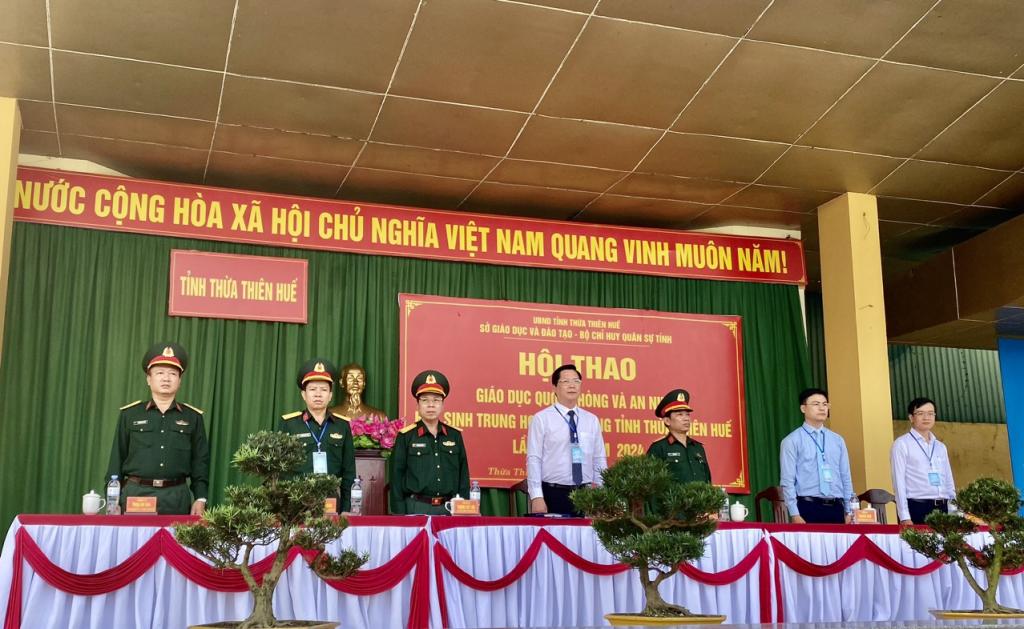 Khai mạc Hội thao Giáo dục Quốc phòng và An ninh  học sinh THPT tỉnh Thừa Thiên Huế lần thứ VII năm 2024