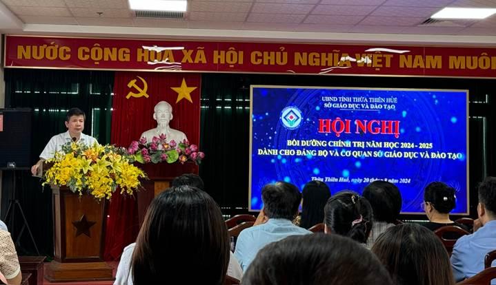 Hội nghị Bồi dưỡng chính trị năm học 2024-2025 dành cho Đảng bộ, cơ quan Sở Giáo dục và Đào tạo